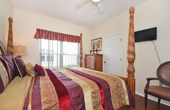 Beautiful 5 Bedroom Home With Large South-facing Pool - Foto 2