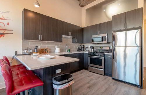 McCormick Place 3BR Luxury Penthouse Duplex with Personal Rooftop and Optional Parking for 8 guests in Chicago South Loop - Foto 6