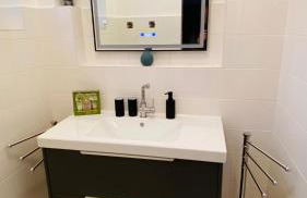 "Frisch renovierte 120 qm Ferienwohnung mit Balkon & Klimaanlage" - Foto 16