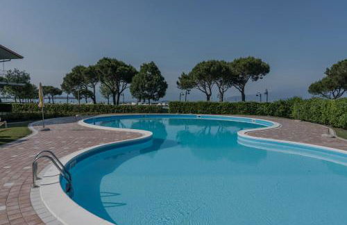 Mosaici Sunrise - lake front apartment with beautiful view - Foto 44