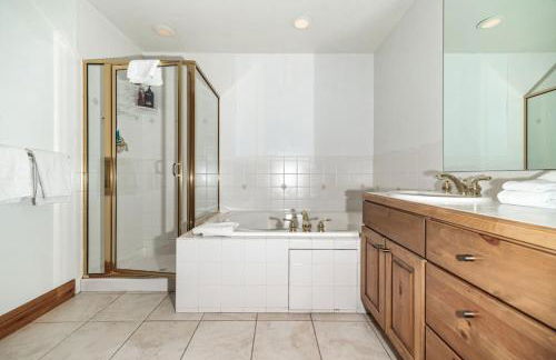 Luxurious Condo Gated Community Pool Hot Tubs - Foto 45