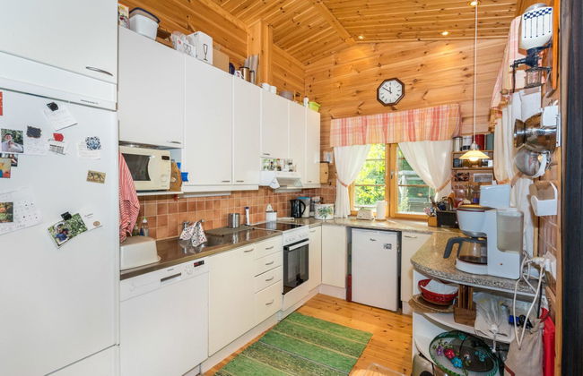 Metsä-iivari - Foto 11