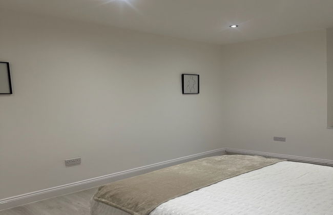 Charming 1-bed Apartment in Walton on the Naze - Photo 6