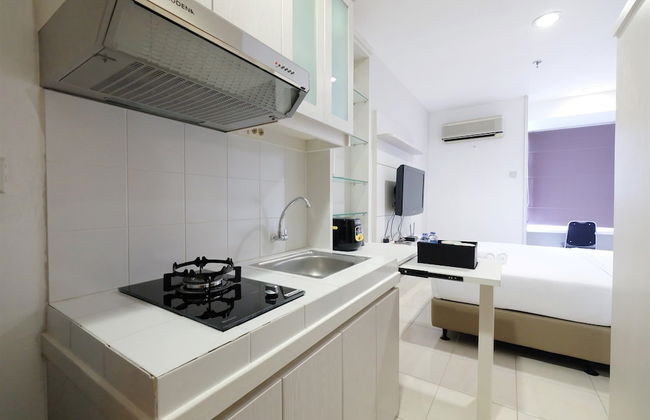 Budget Studio Apartment at Cinere Bellevue Suites - Photo 15