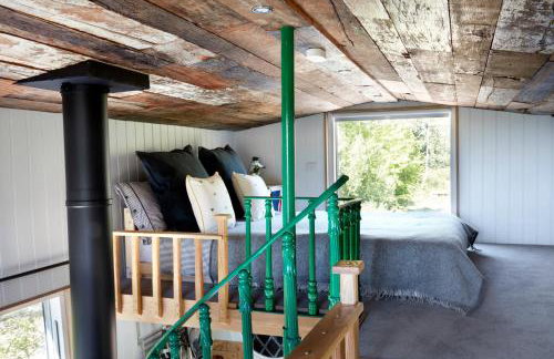 Extraordinary Huts Ltd - Photo 39