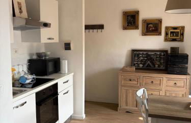 Castle Apartment with Lake View - Foto 24