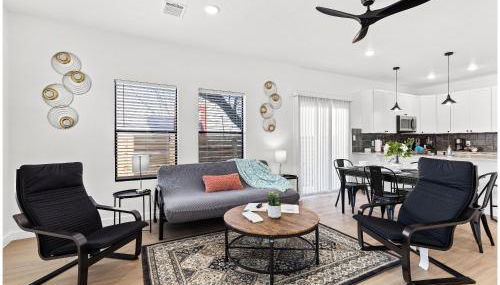 Brand New! Relax at 3br/2ba Apt. Near City Center - Foto 3, Other