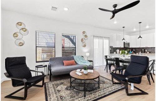 Brand New! Relax at 3br/2ba Apt. Near City Center - Foto 3