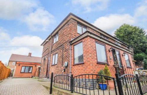 City Centre Semi-Detached-House - Foto 1