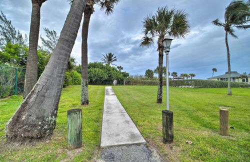Pool Access, Walk to Beach! Cozy Jensen Beach Home - Photo 32