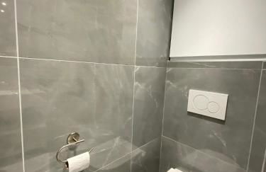 Le Rooftop Tropézien - Photo 22