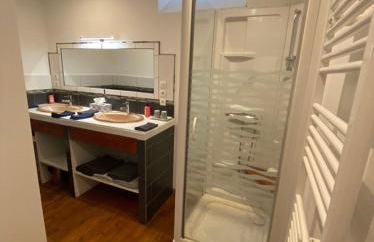 Maison à la campagne Grande cuisine tous équipés, grand salon , 3 chambres avec lits doubles, salle de bain et toilettes - Foto 9