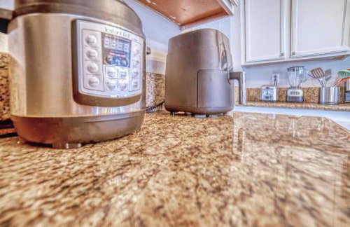 Spacious Modern Home Family or work WFH Friendly - Foto 14