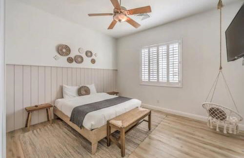 Luxury 5BR Villa Pool Hot Tub RV Friendly - Foto 21