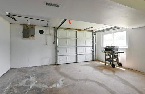 3BR Home for 8 - Only 5 Minutes to Ark - Foosball - Foto 17
