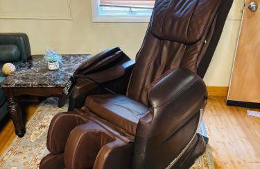 Cozy Evanston Villa with cinema and massage sofa - Foto 18