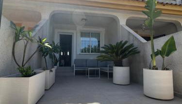 BONITO ADOSADO CON PISCINA A 200 M DE LA PLAYA - Foto 4