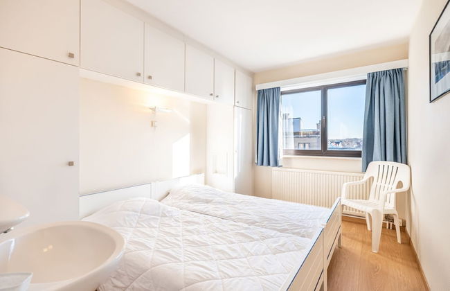 Apartment in St-idesbald With Sea View - Photo 3