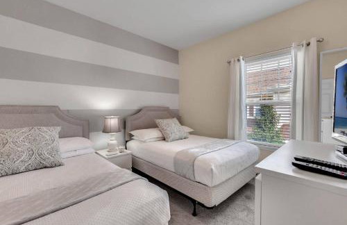 4 BD 3 BA Lucaya Village 15-101 - Foto 15