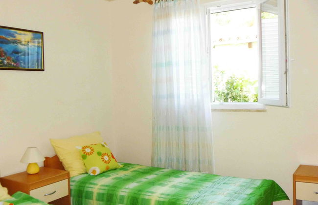 Angelo Apartment, in the Quiet Part of Porec - Photo 6