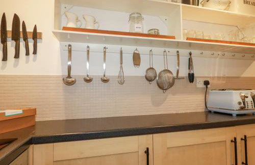 Waterside Cottage - Photo 13