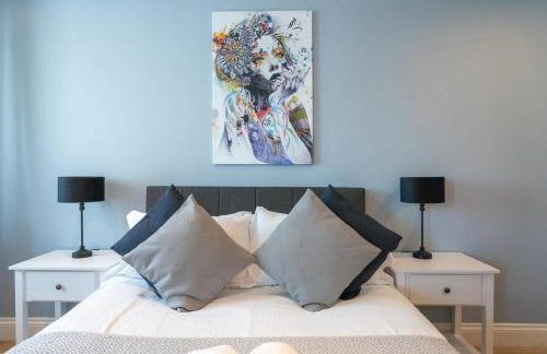 Modern 2 Bedroom 2 Bathroom Apartment With Balcony Near Shoreditch Sleeps 6 - Foto 22