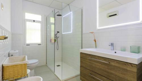 Casa San Rafael, magnífico chalet con gran jardín - Foto 3, Shower