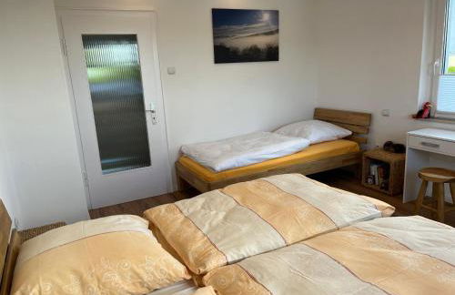 SUNRISE mit großer Terrasse und Weitblick - Photo 6