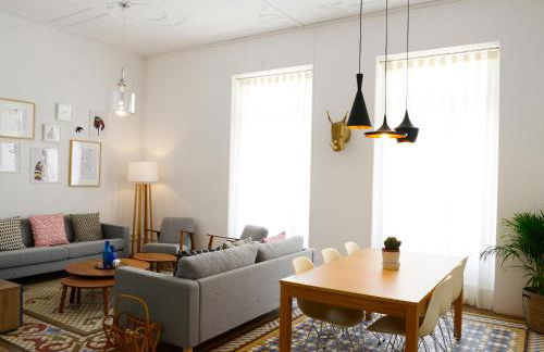 City Hall Correos - Foto 2