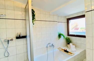 Cinema Apartment Magdeburg - Kitchen & Balcony - Foto 23