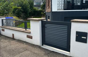 Appartement cosy dans une maison calme et parking gratuit avec borne - Foto 3