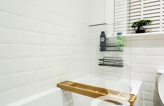 Luxury Entire Holiday Apartment - Self Checkin & Checkout - Foto 17