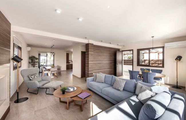 Ayia Napa Seafront Ionion Villa H5 - Photo 47