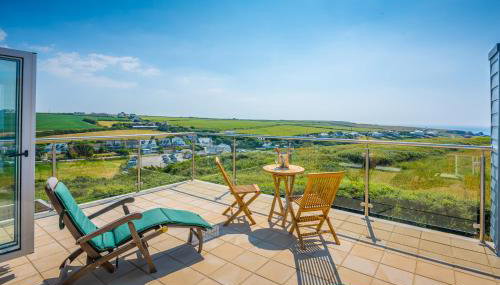 Cornwall Holiday Home with Hot Tub & Sea views - Foto 2