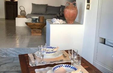 Spacious Paros, Lefkes house with awesome view - Photo 9
