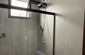 Studio moderno, rooftop com piscina, próx UFU - Foto 28