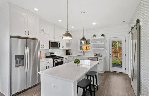 Newly renovated home near Derby - Foto 3