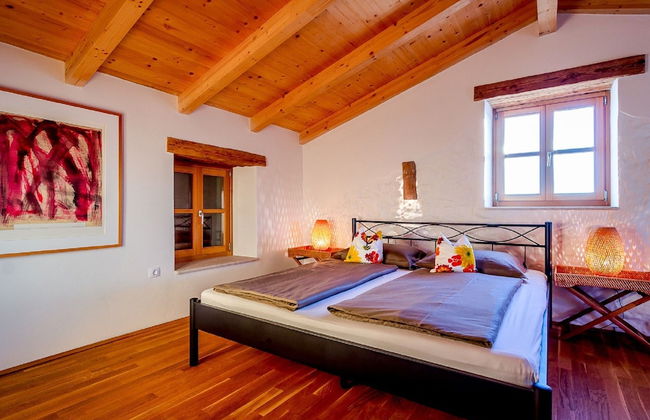 Beautiful Villa Consisting of two Houses With Private Pool, Near Pula and Beach - Foto 4