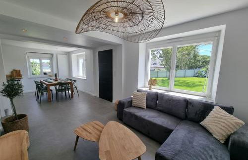 Maison familiale - 10pers - 3 étoiles - lumineuse et cosy - draps et serviettes inclus - parking - La Torche 9 min - Foto 11