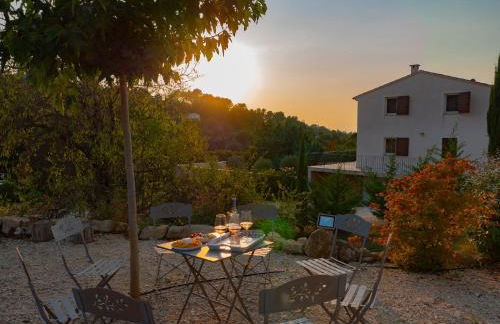 Villa in Provence with Infinity Pool - Foto 46