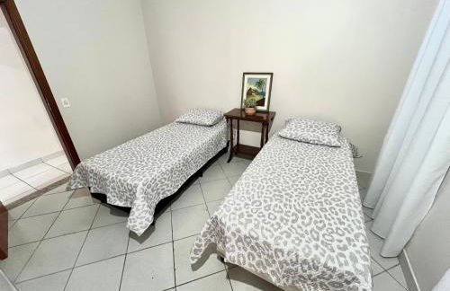 Casa Ampla - Ótima Localização - Foto 15