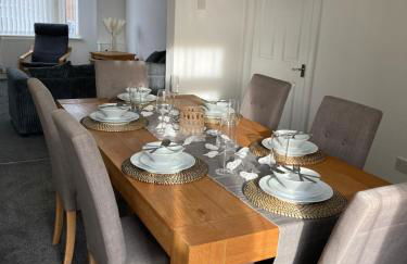 Cheshire Home Stays - Photo 3