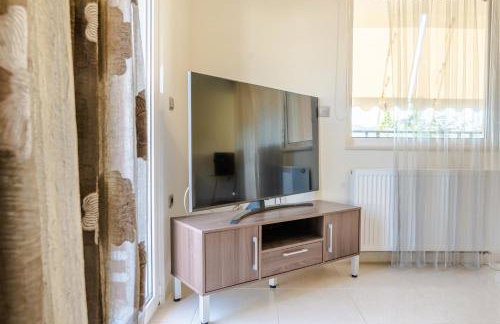 Villa Paris with Rooftop & Jacuzzi - Foto 16