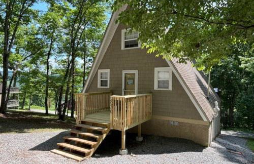 A Frame Cabin Sleeps 9 Pickleball Court Boat Slip - Foto 21