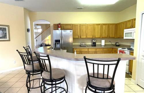 Spacious Villa South Facing Pool 20 min to Disney - Foto 11