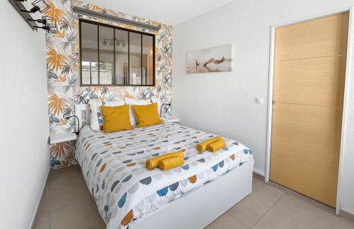 T2 cosy avec terrasse & parking à 2 pas du port - Foto 14