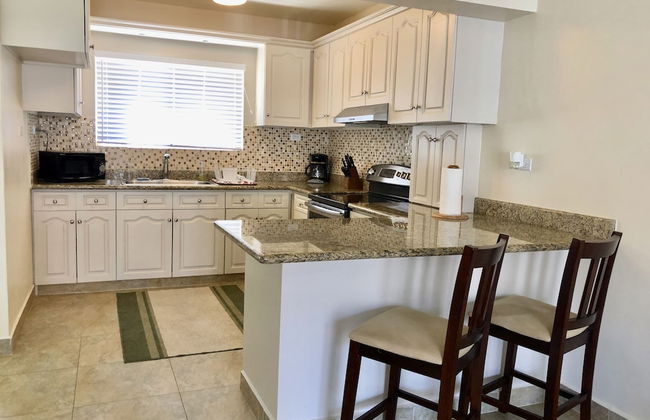 Perez Ipao Apts - Photo 9