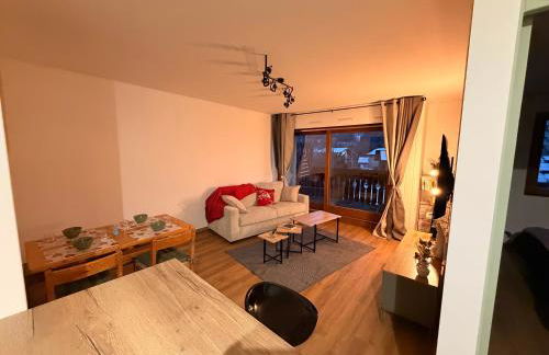 Appartement spacieux et lumineux plein centre vue les arcs - Photo 7