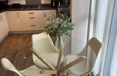 2 Private Contractor-Friendly Rooms - Foto 2