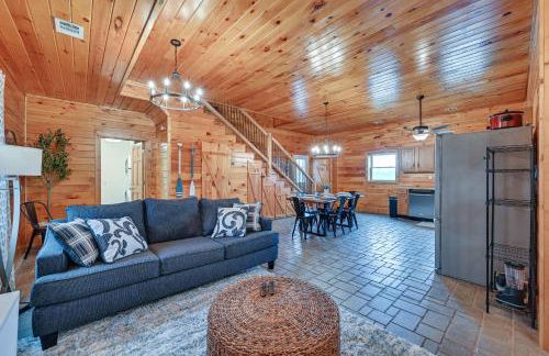 Private Hot Tub, Arcade Game Bee Spring Cabin - Foto 5